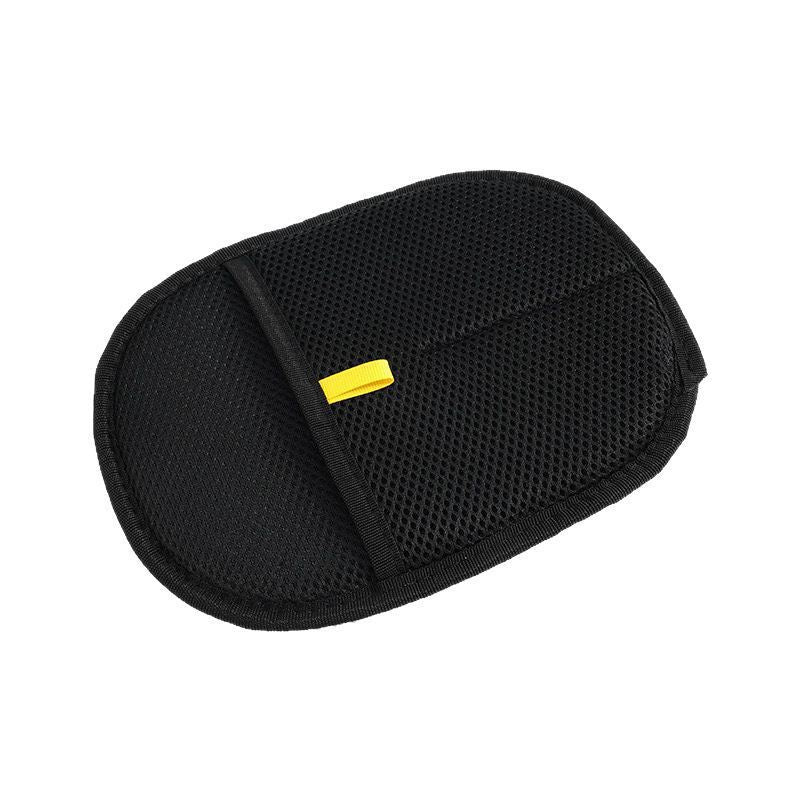 Manusa electrostatica pentru indepartarea parului de animale